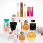 باكدج Avon للعطور والمكياج